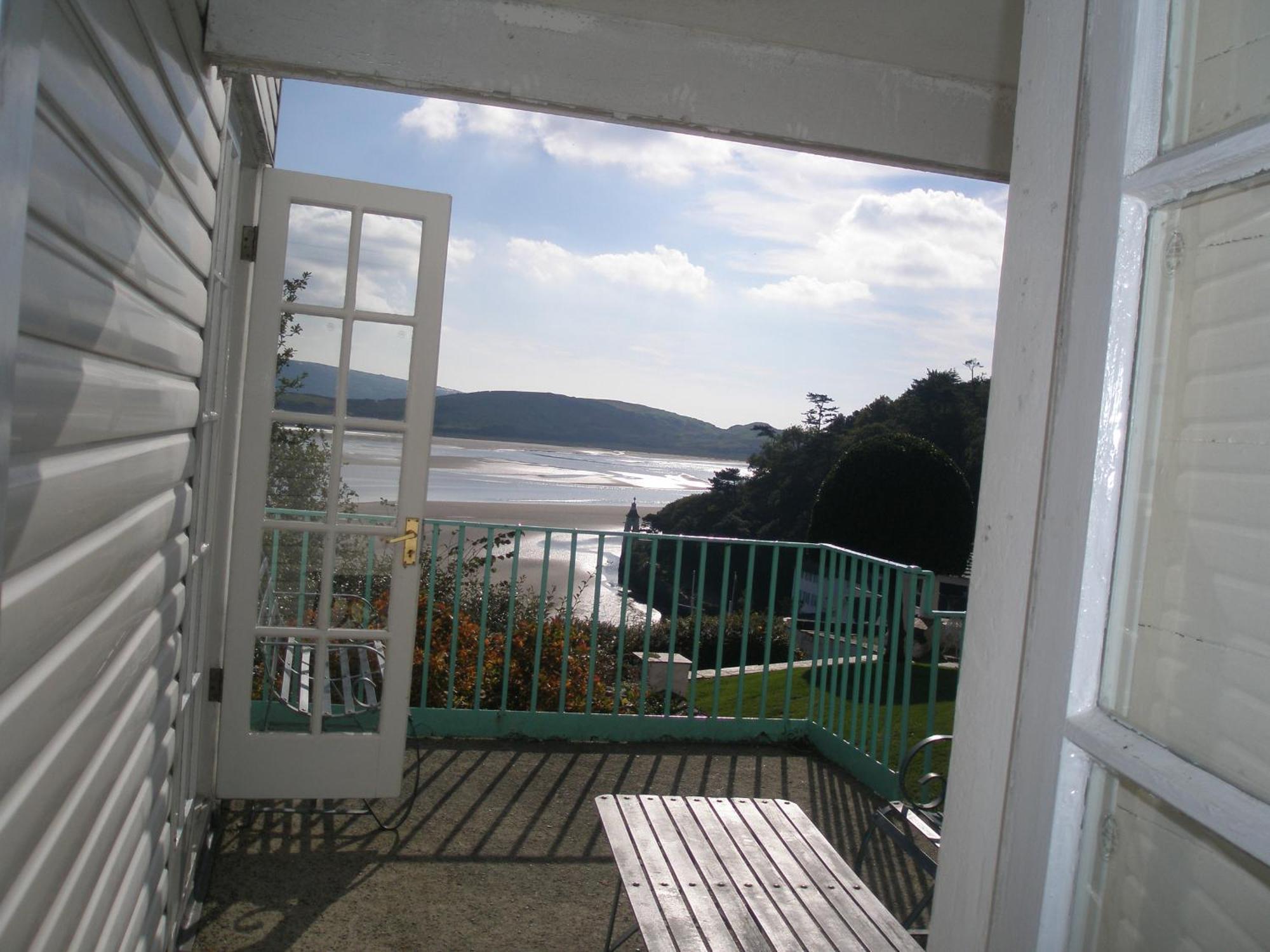 פורת'מאדוג Portmeirion Village & Castell Deudraeth מראה חיצוני תמונה